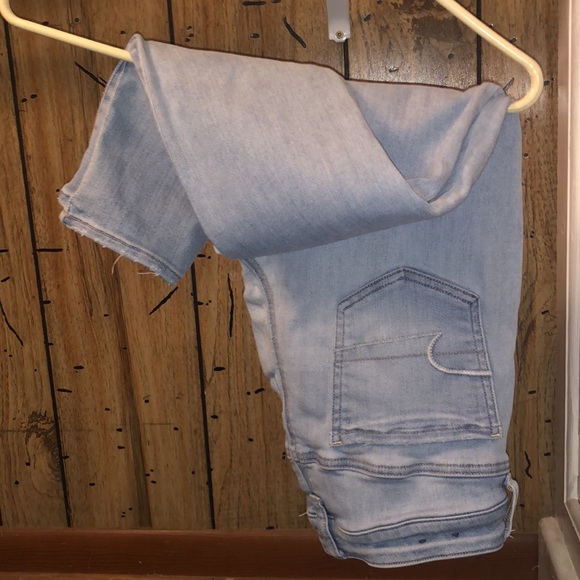 Size 10 regular, American Eagle skinny jeans - Picture 2 of 2